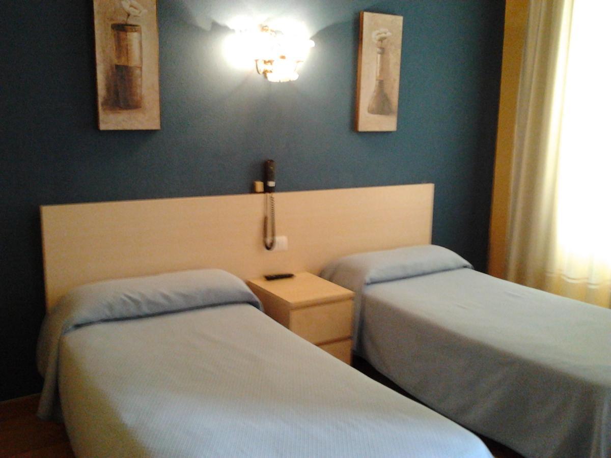 Hotel Luzon San Vicente De La Barquera Luaran gambar